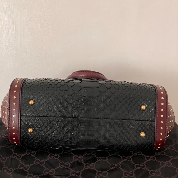 Vintage Gucci burgundy Python Bullet bag - Picture 7 of 11